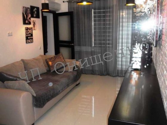 Пропоную гарну квартиру біля ІДА на площі Визволення. Кривой Рог