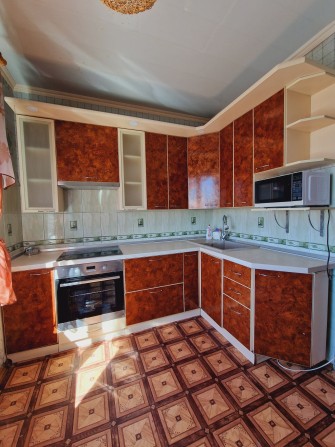 кімнатна квартира в центрі міста! - фото 1