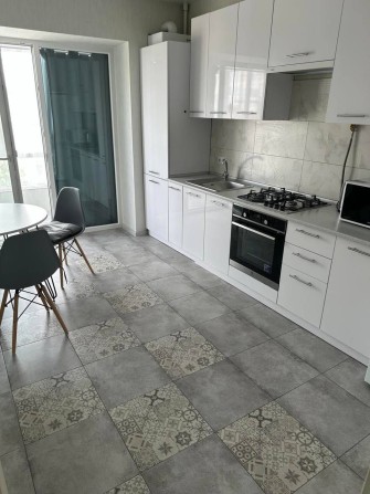 Оренда 1 км квартири поруч з стометрівкою - фото 1