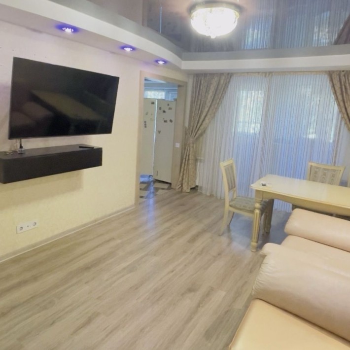 Половки квартира з ремонтом - фото 1