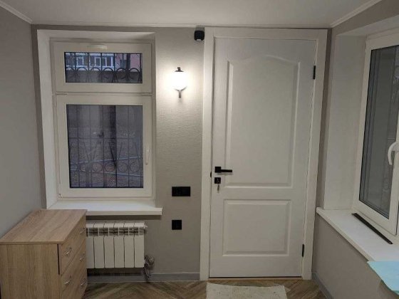 Квартира з окремим входом та гаражем! Полтава