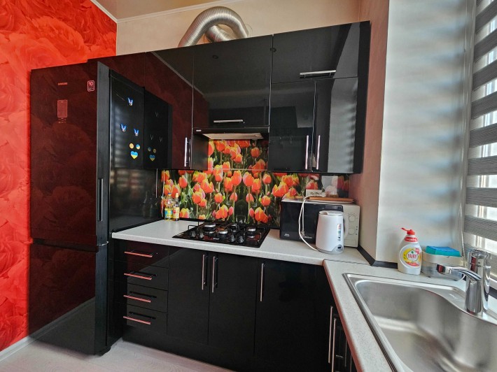 Однокомнатная сталинка с ремонтом, пр. Университетский (Гагарина) - фото 1