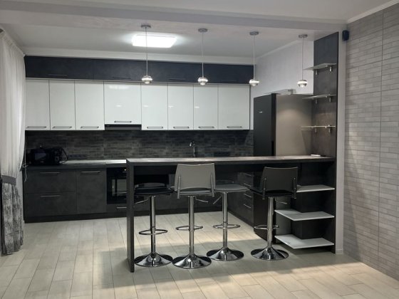 Оренда 2х квартири з окремим виходом та парко місцем. Рівне