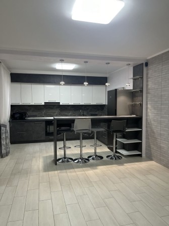 Оренда 2х квартири з окремим виходом та парко місцем. - фото 1