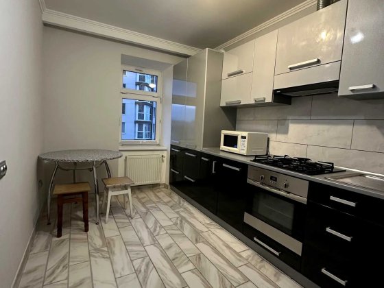 Оренда 3 кімнатної квартири на Дружбі! Тернополь