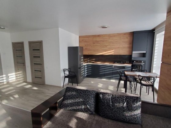 Оренда. Кухня-студія + окрема кімната. На щасливому. 60м2. З котиком Рівне