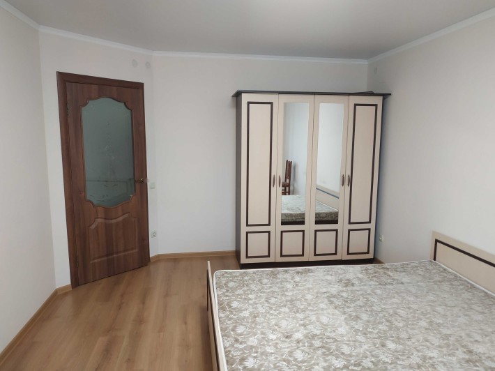 Здаю в оренду 3-кімнатну квартиру по вул. Тарнавського 7в. - фото 1