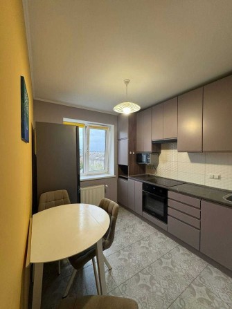 Здається 2-кімнатна квартира (перепланована у 3 кімнати) - фото 1