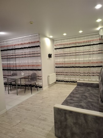 Здається однокімнатна квартира,в центрі міста, вул.Соборності, б.60 Д - фото 1