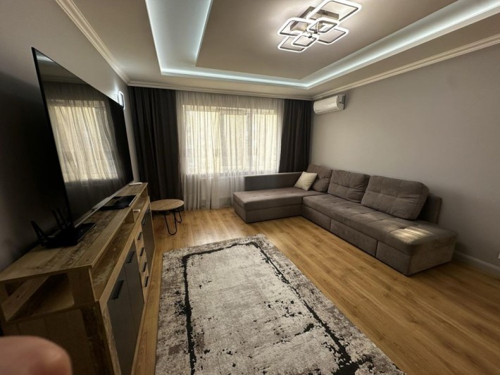 Оренда 3 кімнатна квартира вул.Довженка Бам Парк Озеро газове опалення - фото 1