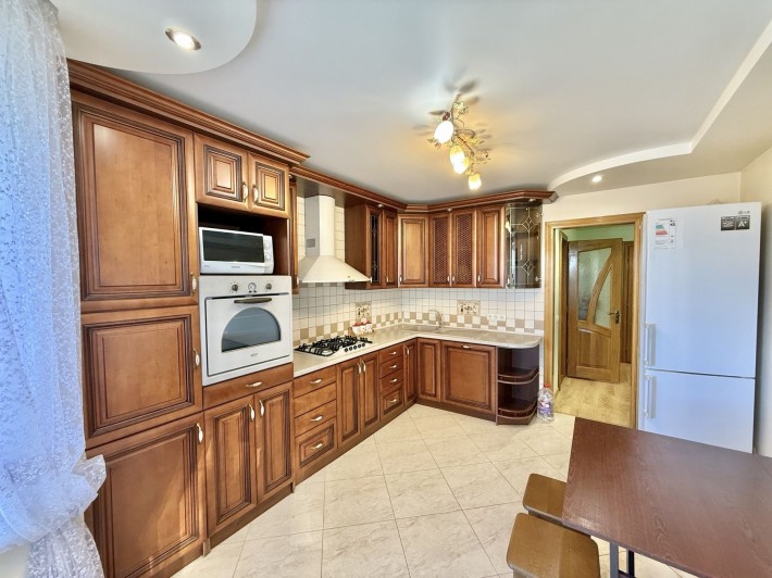 Комфортна 2/х кім квартира з посудомийкою - фото 1