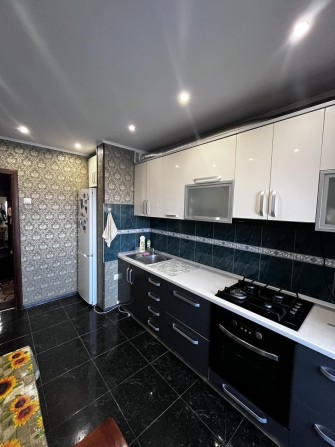 Оренда 3к.квартира район Чайка. - фото 1