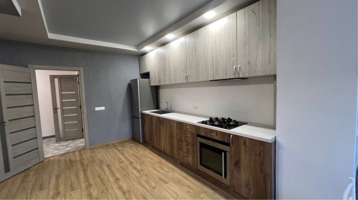 ЦЕНТР МІСТА Оренда 1 кім квартира СТУДІЯ вул. Мельника 10 - фото 1