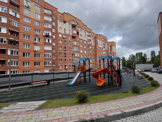 2 кім новобудова Східний кут Канада. Паркова зона, здається вперше. Тернополь