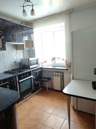 Затишна 2-кімнатна квартира в центрі - фото 1