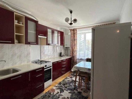 Оренда біля Драмтеатру Центр Ивано-Франковск