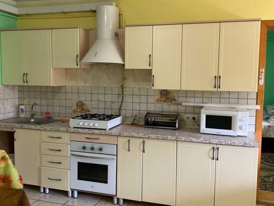 2-кімн. кварт. неподалік ТЦ Депот світло є завжди Черновцы