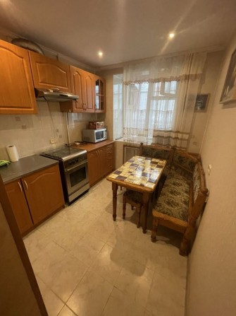 Здам 2-х кімнатну квартиру в центрі - фото 1