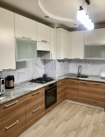 Оренда 1к НОВОБУДОВИ, РУСЬКА (меблі МАЙЯ), КОНДИЦіОНЕР, газовий котел! - фото 1