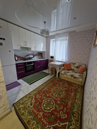 Здам 1 кім кв на Подолі 11000+ - фото 1