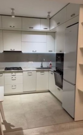 Оренда 1,5 кімнатної  квартири Боздош з Паркомісцем - фото 1