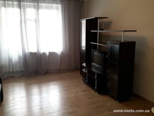 Здається в оренду 2-х кімнатна квартира по вул.Добрянського - фото 1