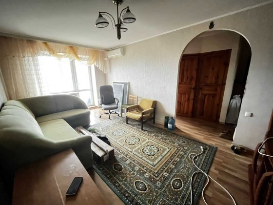 3х кімнатна  14500  Центр- 5 школа можна на 3 міс Полтава