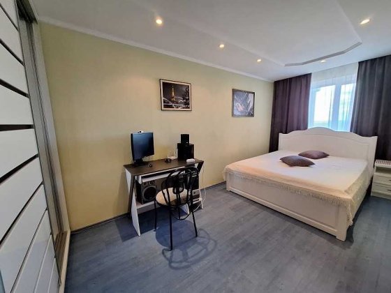 Затишна 2-кім кв Митниця вул. Козацька Черкассы