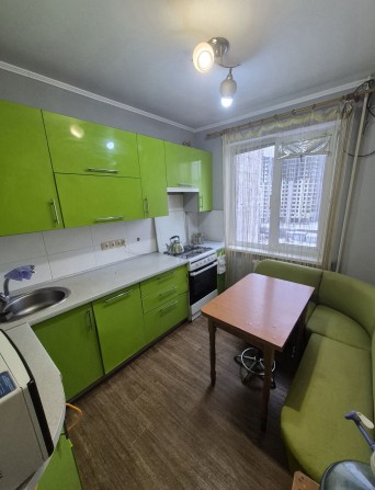 Пропонується в оренду 3-кімн. кв. Митниця. - фото 1