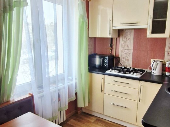 Полтава . Полтавська область.1ком 40кв.м 10000 Полтава