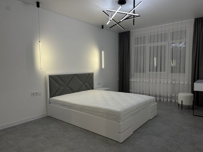 Оренда великої 2-х кімнатної,світло не вимикають - фото 1