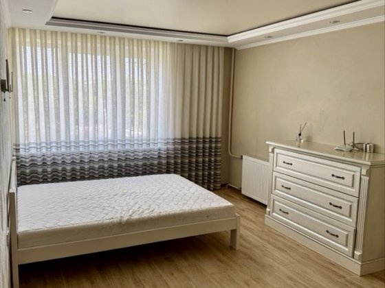 Здам 1 кімнатну з РЕМОНТОМ, ПАРКОВИЙ ПРОЇЗД (КОМАРОВА), меблі, техніка Черновцы