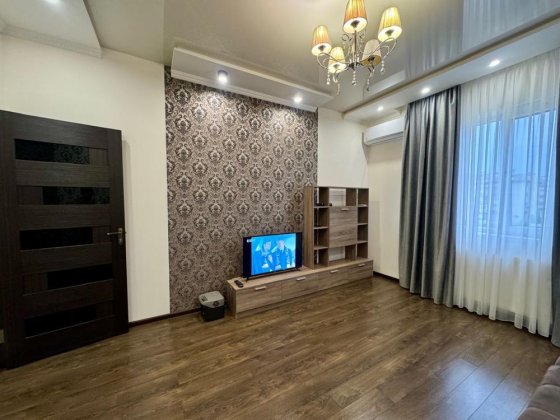 Оренда затишна 1-кімнатна квартира вул.Тлехаса Напроти Токіо Ужгород