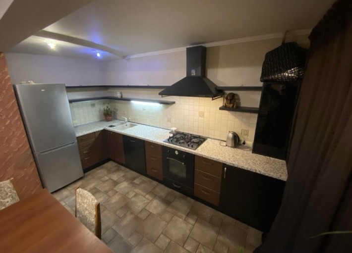 Оренда 3 кин квартири і самрму центрі міста - фото 1