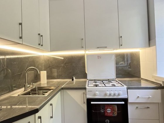 2х кімн киівка проспект 90б вільна після 25 Черновцы