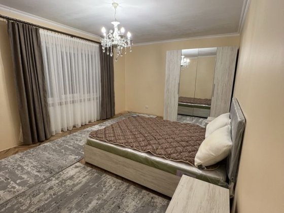 Оренда 3х кімн р-н Дастор Ужгород