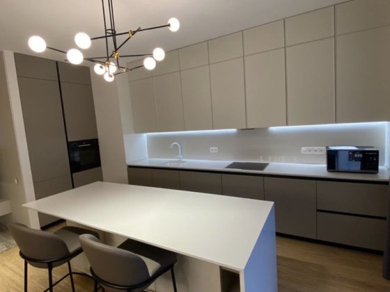 ПЕРША ЗДАЧА!* 2кім VIP** -"новобудова" з єврорем, р-н парку ЖОВТНЕВОГО Черновцы