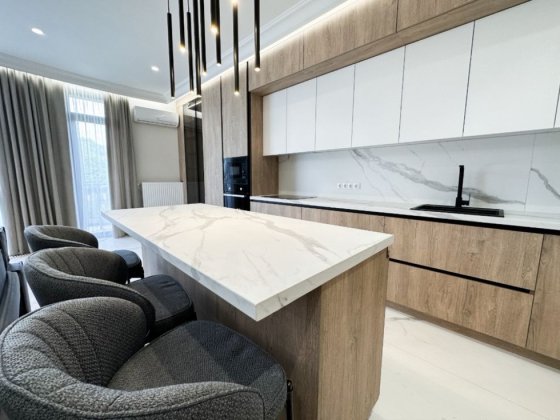 Оренда 2к квартири 100м2 ЖК Residents Park Ужгород