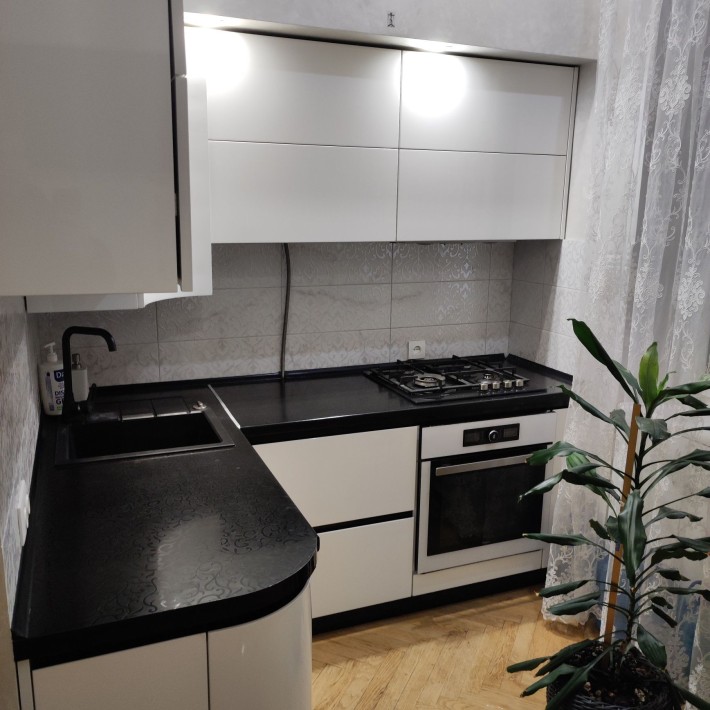 Оренда 2кн в центрі,на Кобилянській. - фото 1