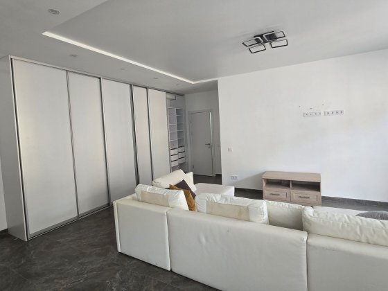 Оренда новобудови Черновцы