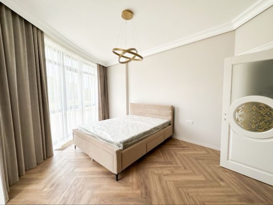 Елітна 2-кімнатна квартира 100 м² у ЖК Residents Park Ужгород