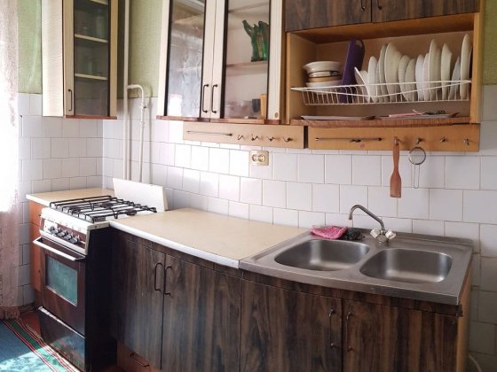 1 кім.кв р-н Митниця, Річпорт Черкассы