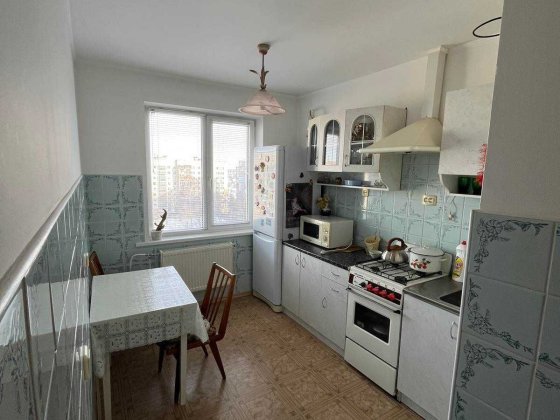 Здам  трикімнатну квартиру ПЗР Черкассы