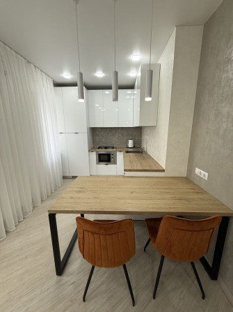 ЦЕНТР! Здам 1 кімн.кв по вул.Жабінського - фото 1