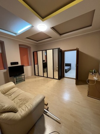 Оренда двокімнатної квартири в центрі міста - фото 1