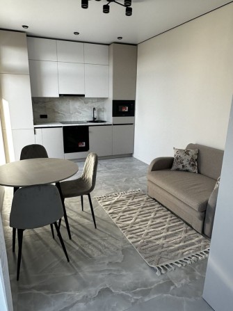 Оренда 1,5 кімнатної квартири у ЖК СІЛЬВЕР Собранецька,150 - фото 1