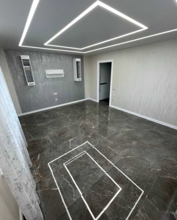 *Оренда шикарної 2х кімнатної квартири у  ЖК " Андорра". - фото 1