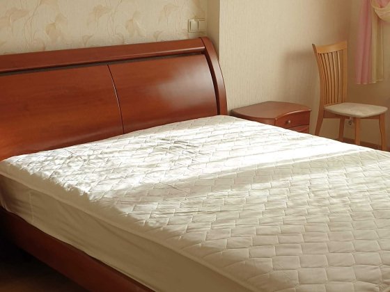 2-кімн. простора квартира в новобудові в центрі Черкассы