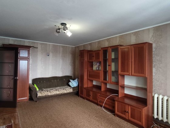 Сдаётся недорогая , хорошая квартира Чернігів