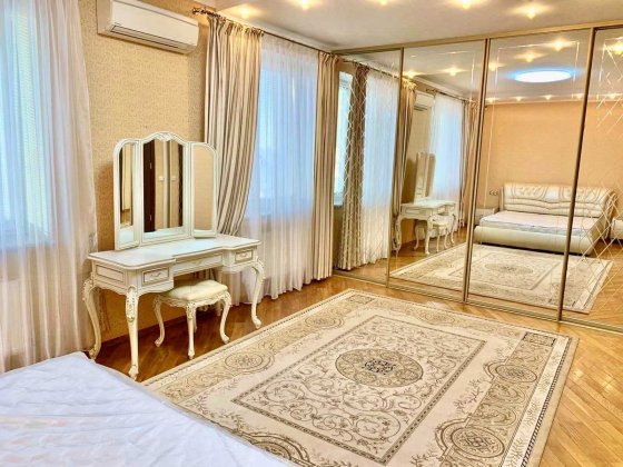 Власник! Оренда 4 к квартири вул. Тверська, 2 з гаражем на 2 машини. Киев